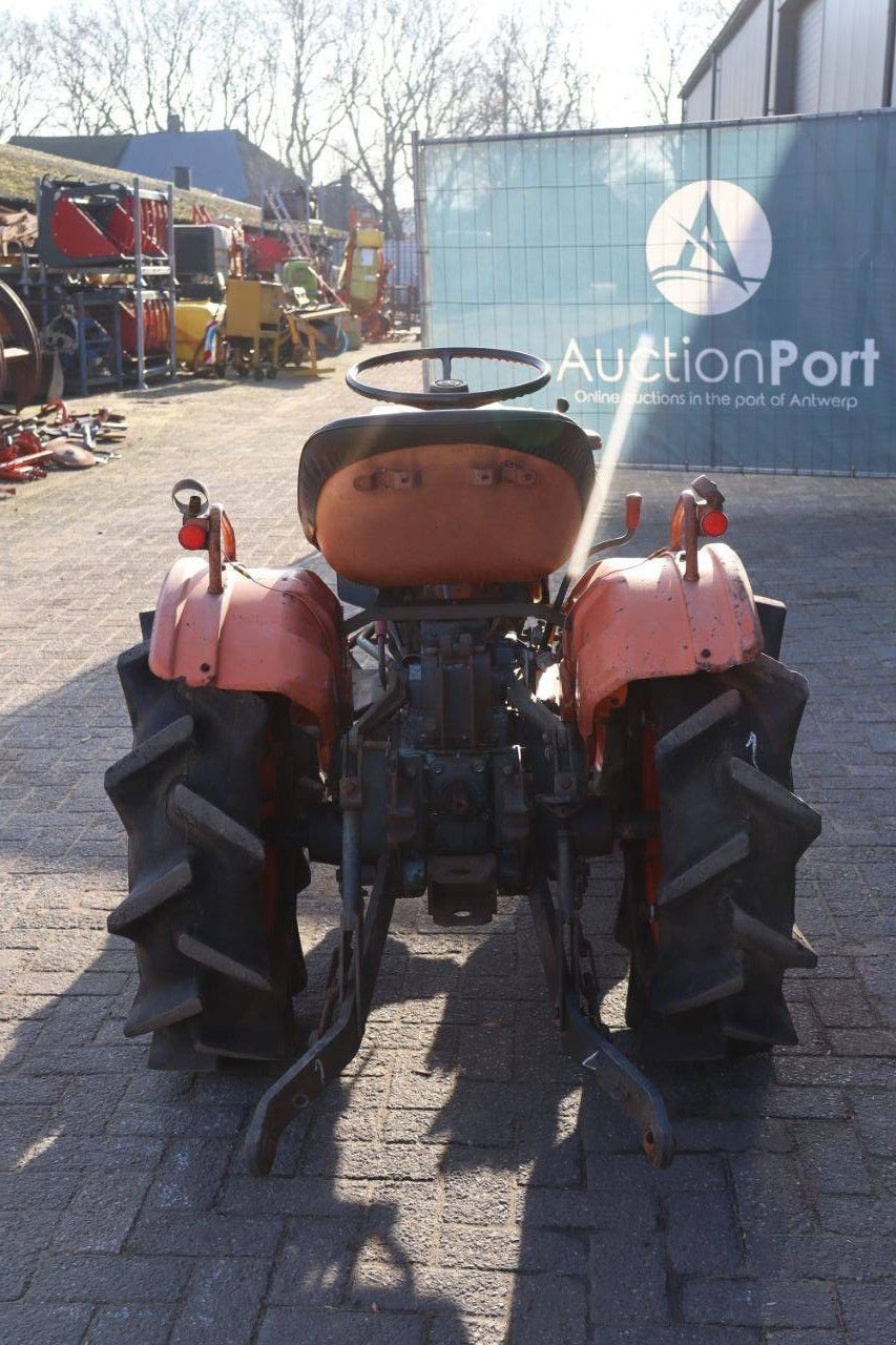 Traktor van het type Kubota B7001, Gebrauchtmaschine in Antwerpen (Foto 5)