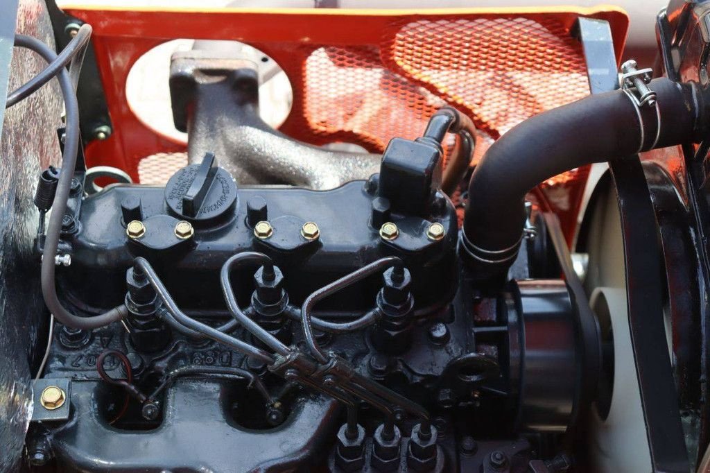 Traktor от тип Kubota B7001, Gebrauchtmaschine в Antwerpen (Снимка 4)