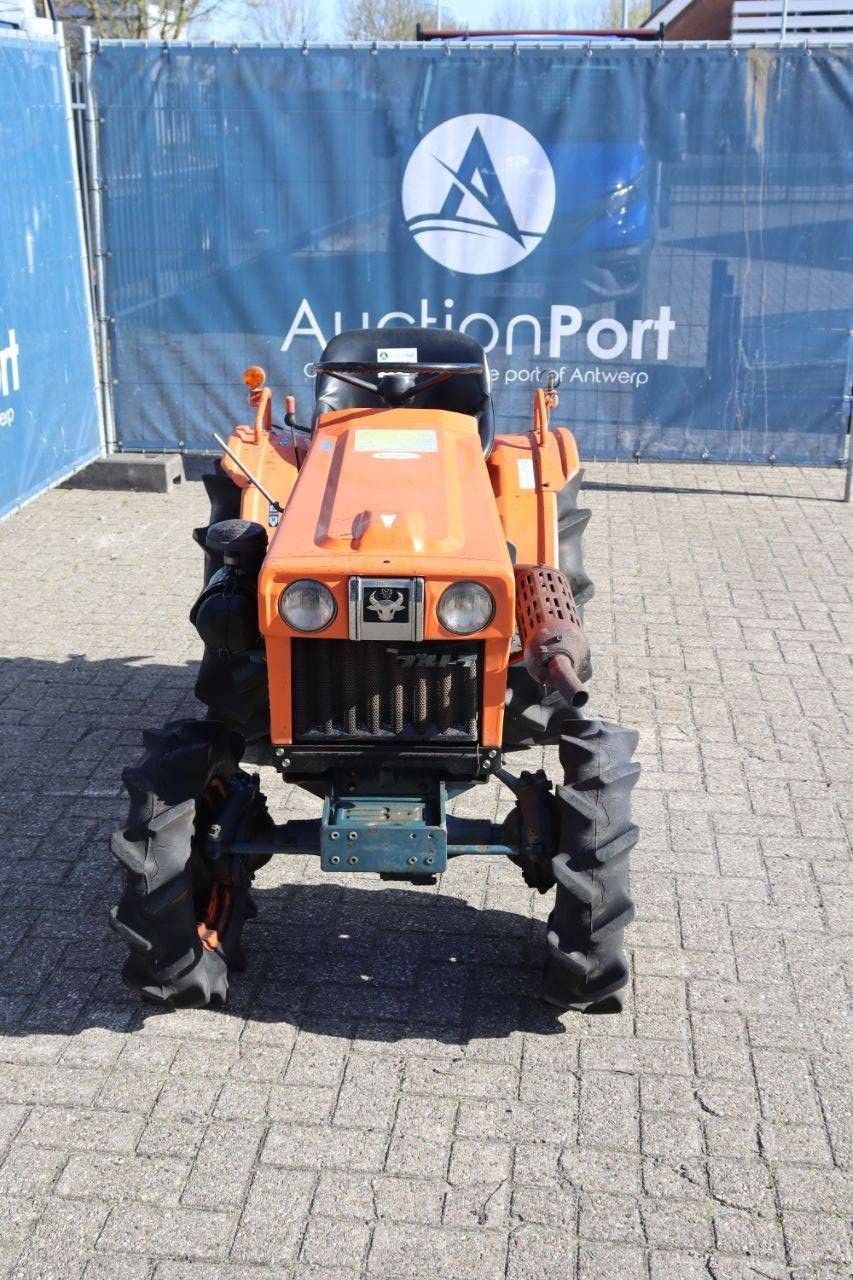 Traktor van het type Kubota B7001, Gebrauchtmaschine in Antwerpen (Foto 9)