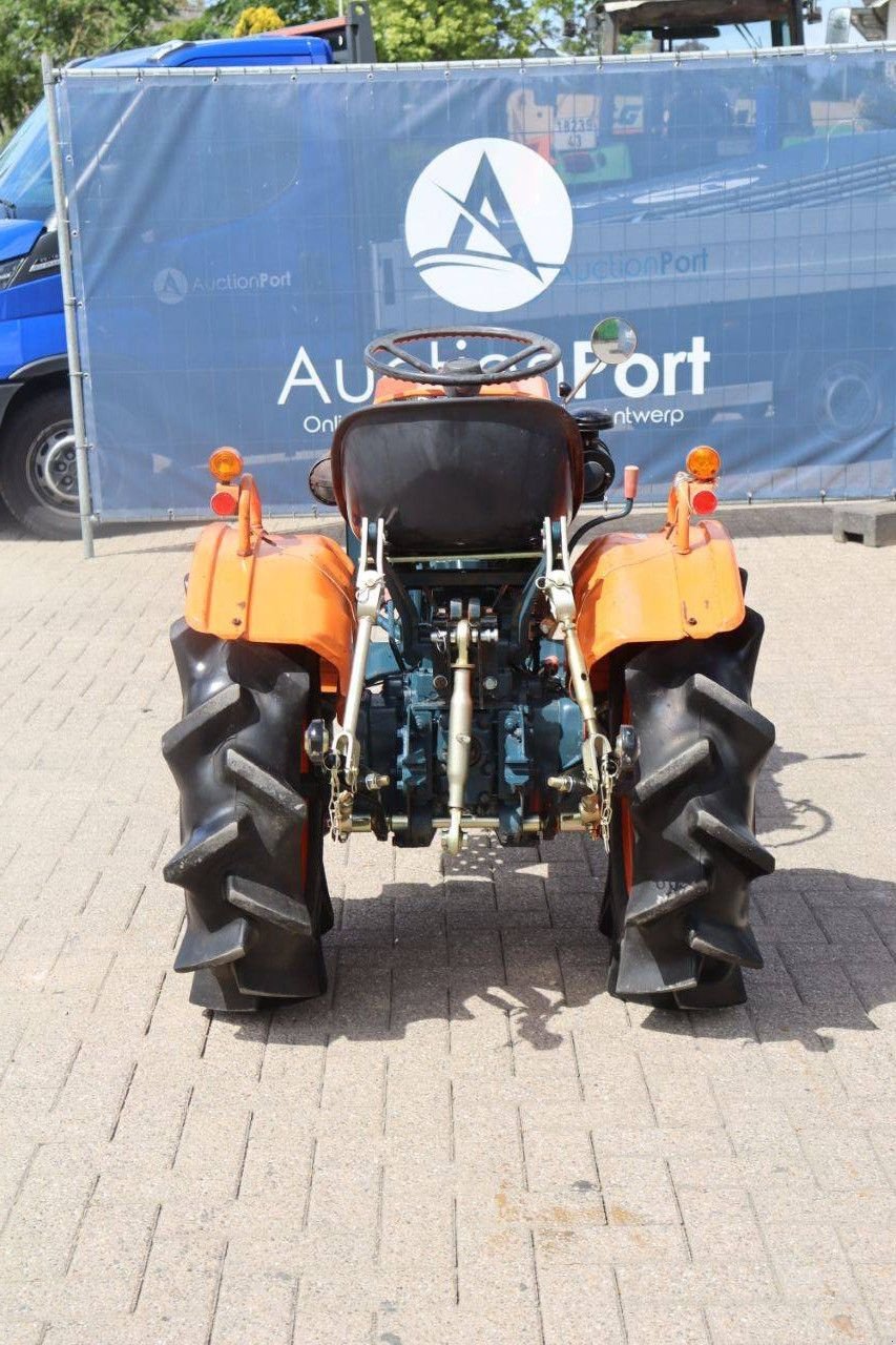 Traktor του τύπου Kubota B7001, Gebrauchtmaschine σε Antwerpen (Φωτογραφία 5)