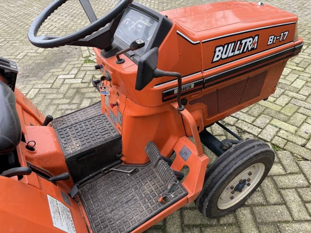 Traktor des Typs Kubota Bultra B1 - 17, Gebrauchtmaschine in Luttenberg (Bild 8)