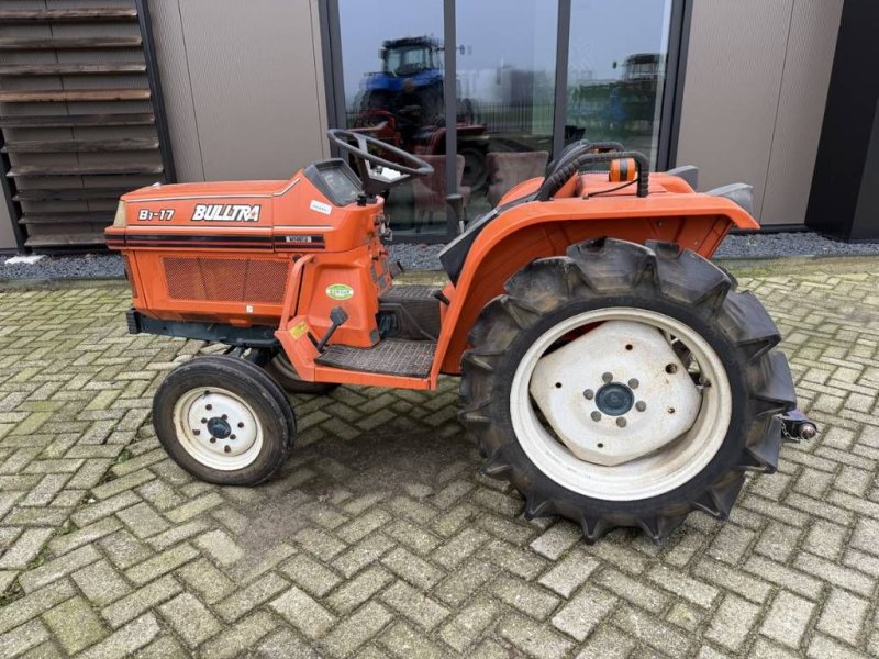 Traktor типа Kubota Bultra B1-17, Gebrauchtmaschine в Luttenberg