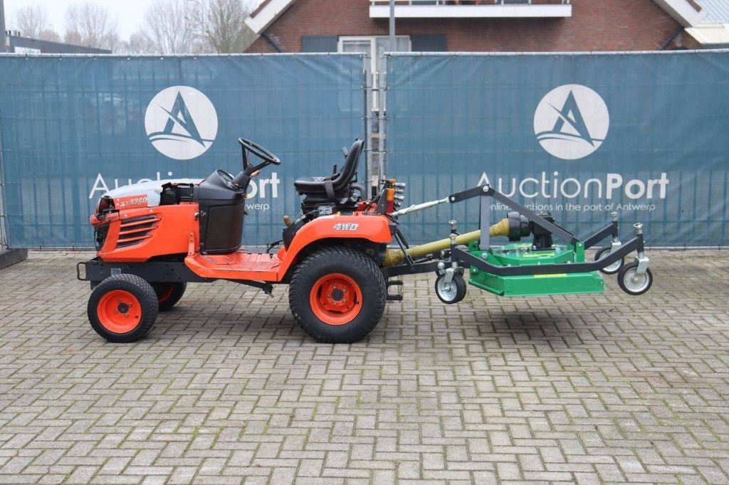 Traktor des Typs Kubota BX2350, Gebrauchtmaschine in Antwerpen (Bild 2)