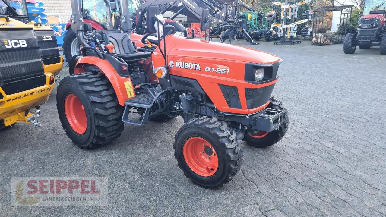 Traktor des Typs Kubota EK1-261 Breitreifen, Neumaschine in Groß-Umstadt (Bild 1)