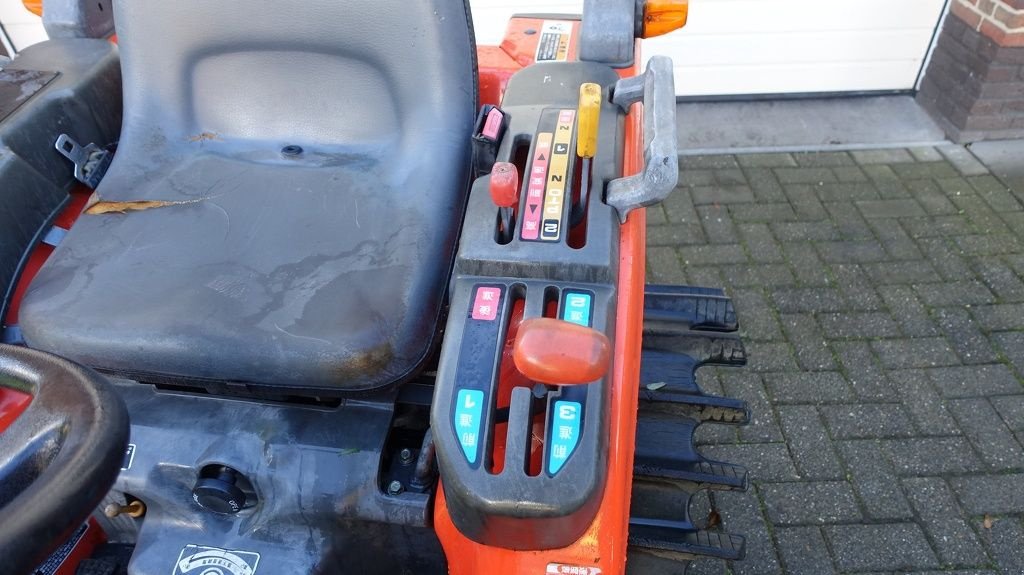 Traktor typu Kubota GB14 Rups tractor, Gebrauchtmaschine v IJsselmuiden (Obrázek 9)