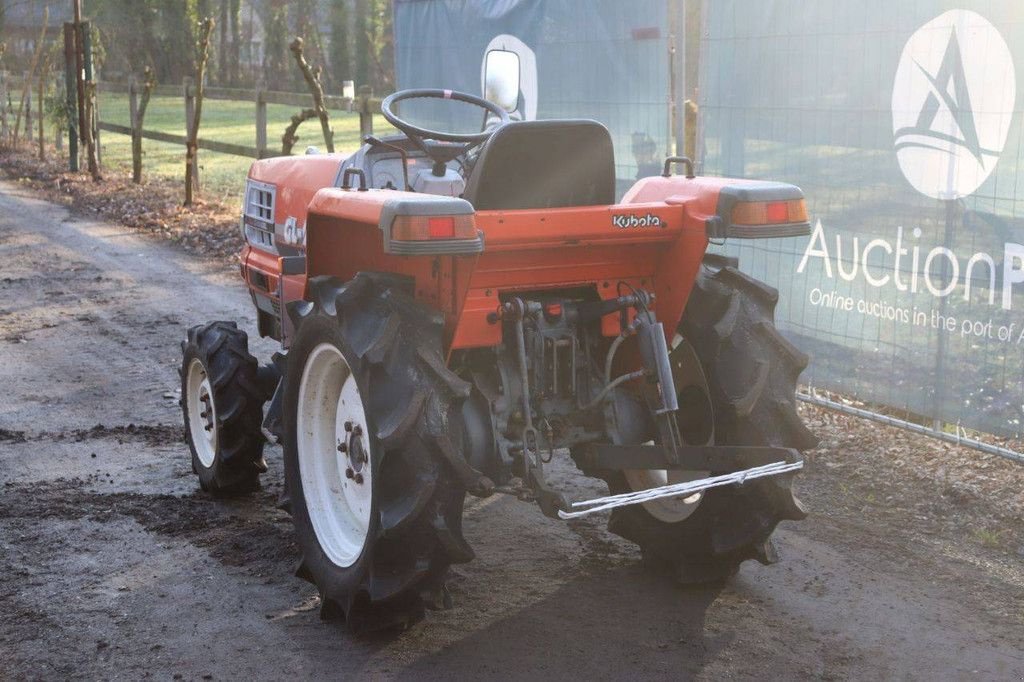 Traktor от тип Kubota GL-21, Gebrauchtmaschine в Antwerpen (Снимка 4)