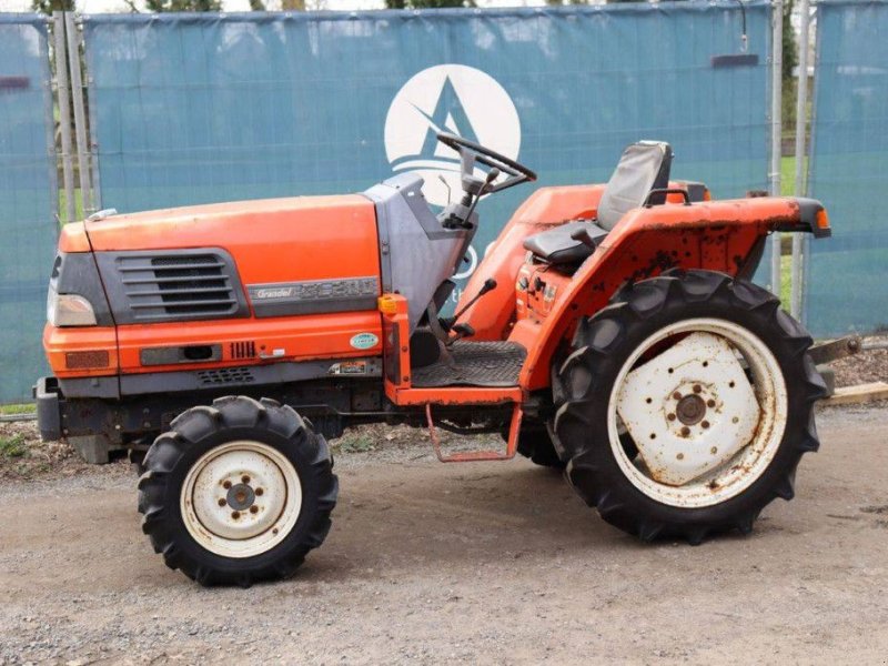 Traktor от тип Kubota GL200, Gebrauchtmaschine в Antwerpen (Снимка 1)