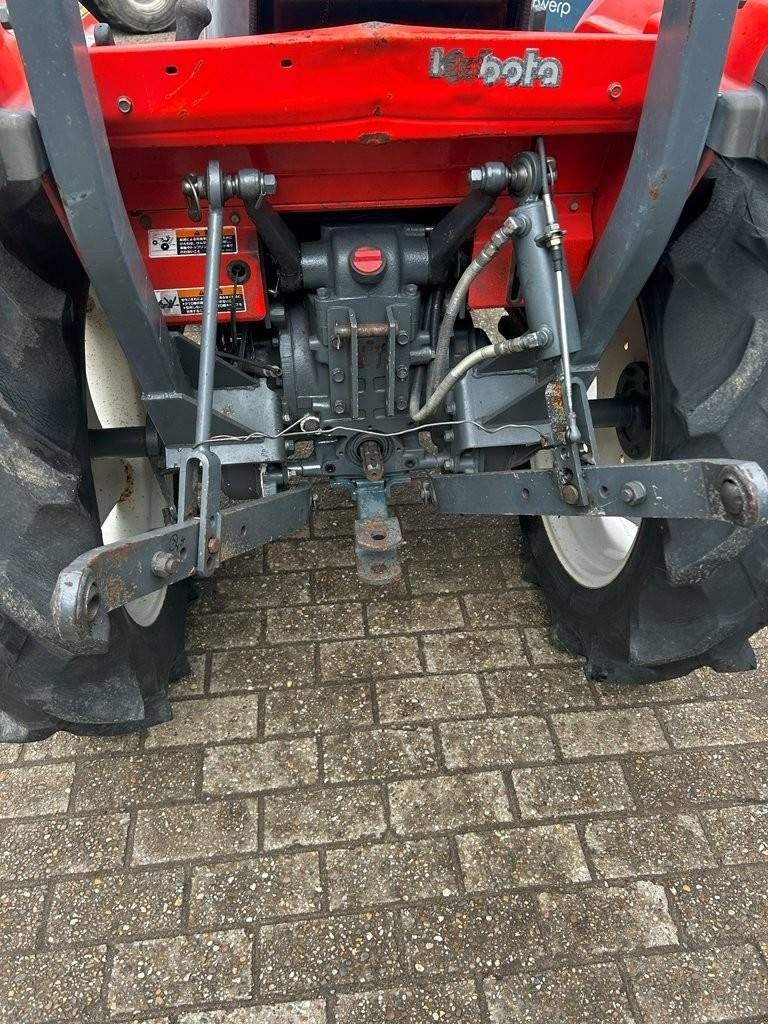 Traktor van het type Kubota GL240, Gebrauchtmaschine in Antwerpen (Foto 3)