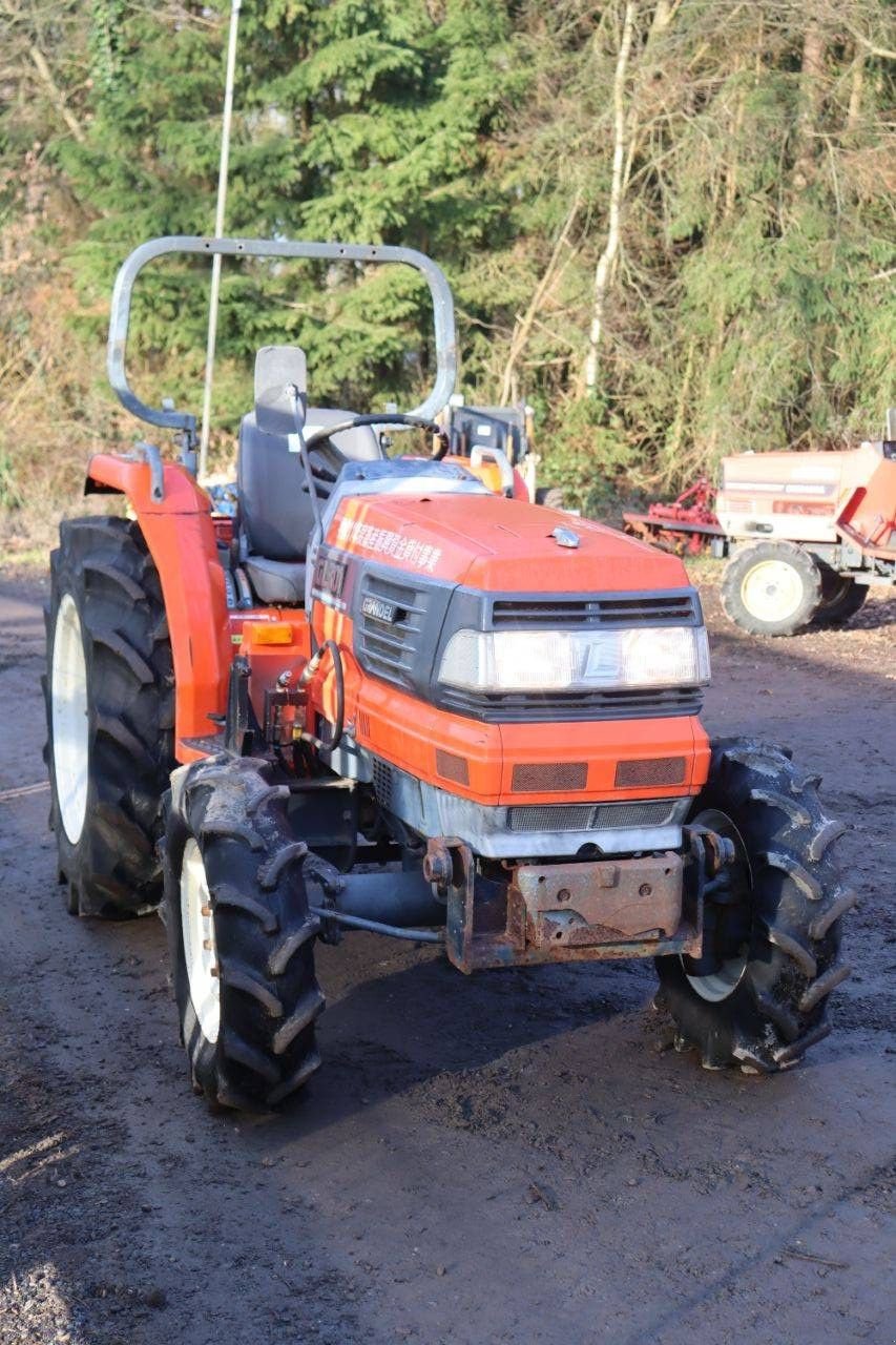Traktor del tipo Kubota GL301, Gebrauchtmaschine In Antwerpen (Immagine 8)
