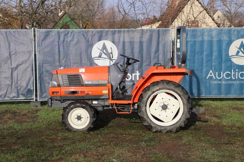 Traktor van het type Kubota Grandel GL200, Gebrauchtmaschine in Antwerpen (Foto 2)