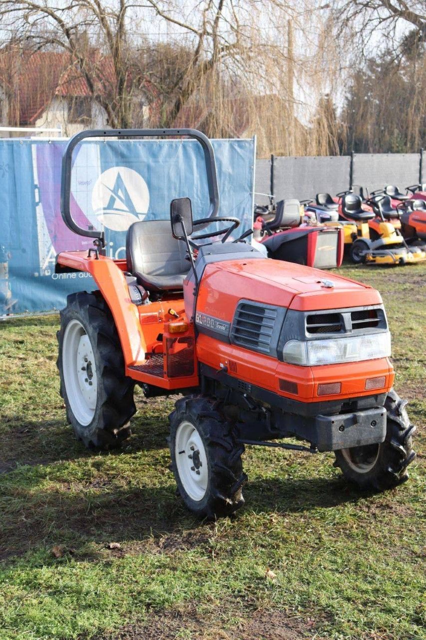 Traktor van het type Kubota Grandel GL200, Gebrauchtmaschine in Antwerpen (Foto 9)