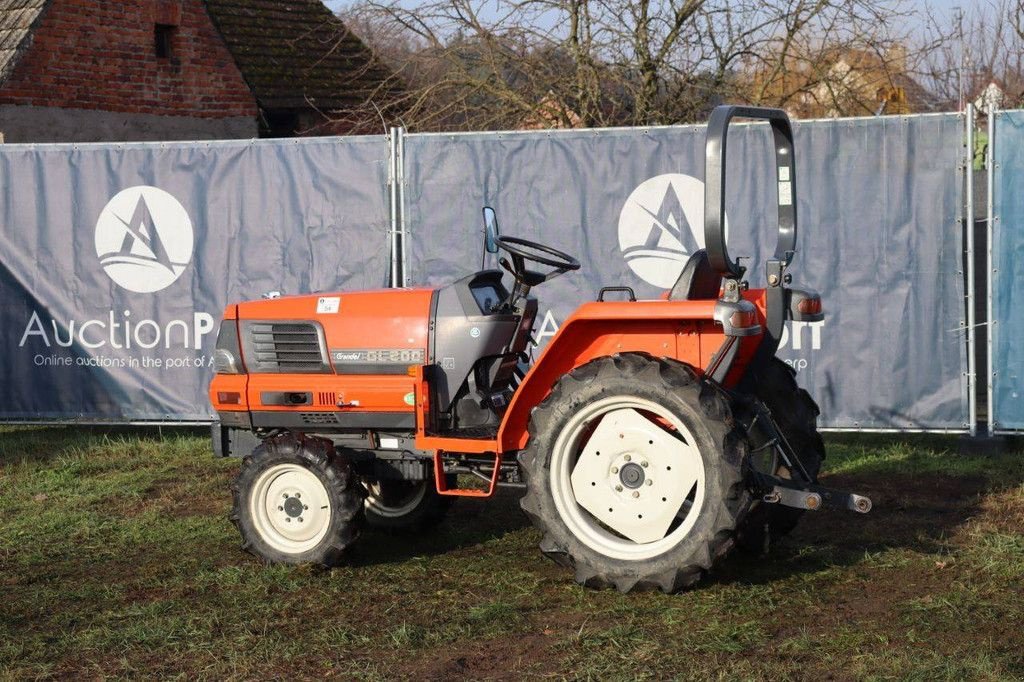 Traktor van het type Kubota Grandel GL200, Gebrauchtmaschine in Antwerpen (Foto 3)