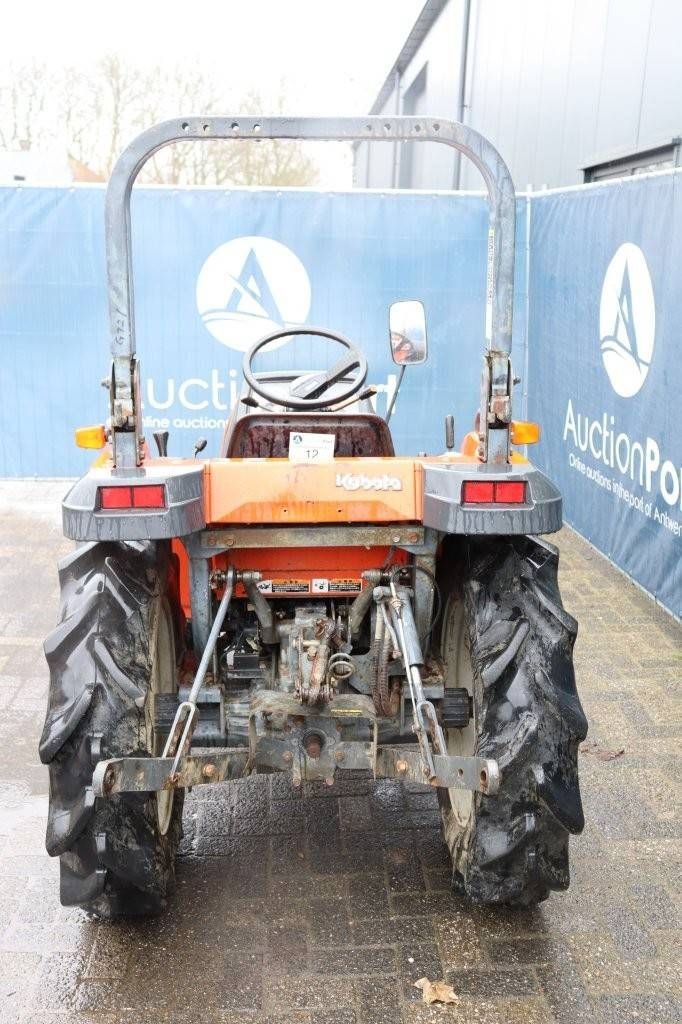 Traktor типа Kubota GT21, Gebrauchtmaschine в Antwerpen (Фотография 5)