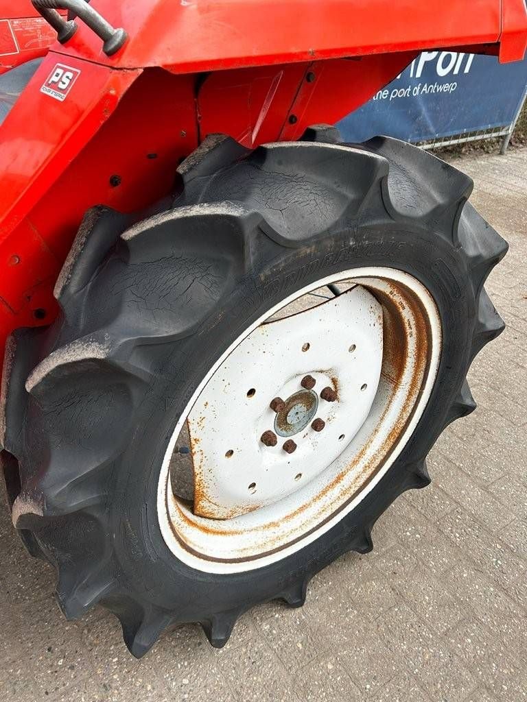 Traktor del tipo Kubota L1-235 P.S., Gebrauchtmaschine en Antwerpen (Imagen 11)