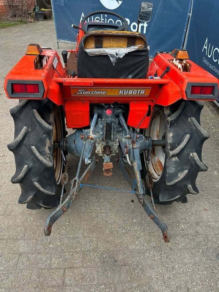 Traktor tip Kubota L1-235 P.S., Gebrauchtmaschine in Antwerpen (Poză 3)