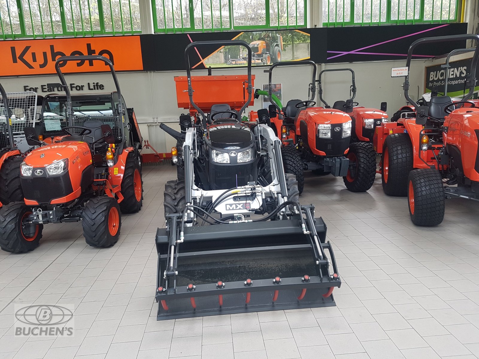 Traktor типа Kubota L1-382 Hydrostat-Sonderfarbe, Neumaschine в Olpe (Фотография 13)