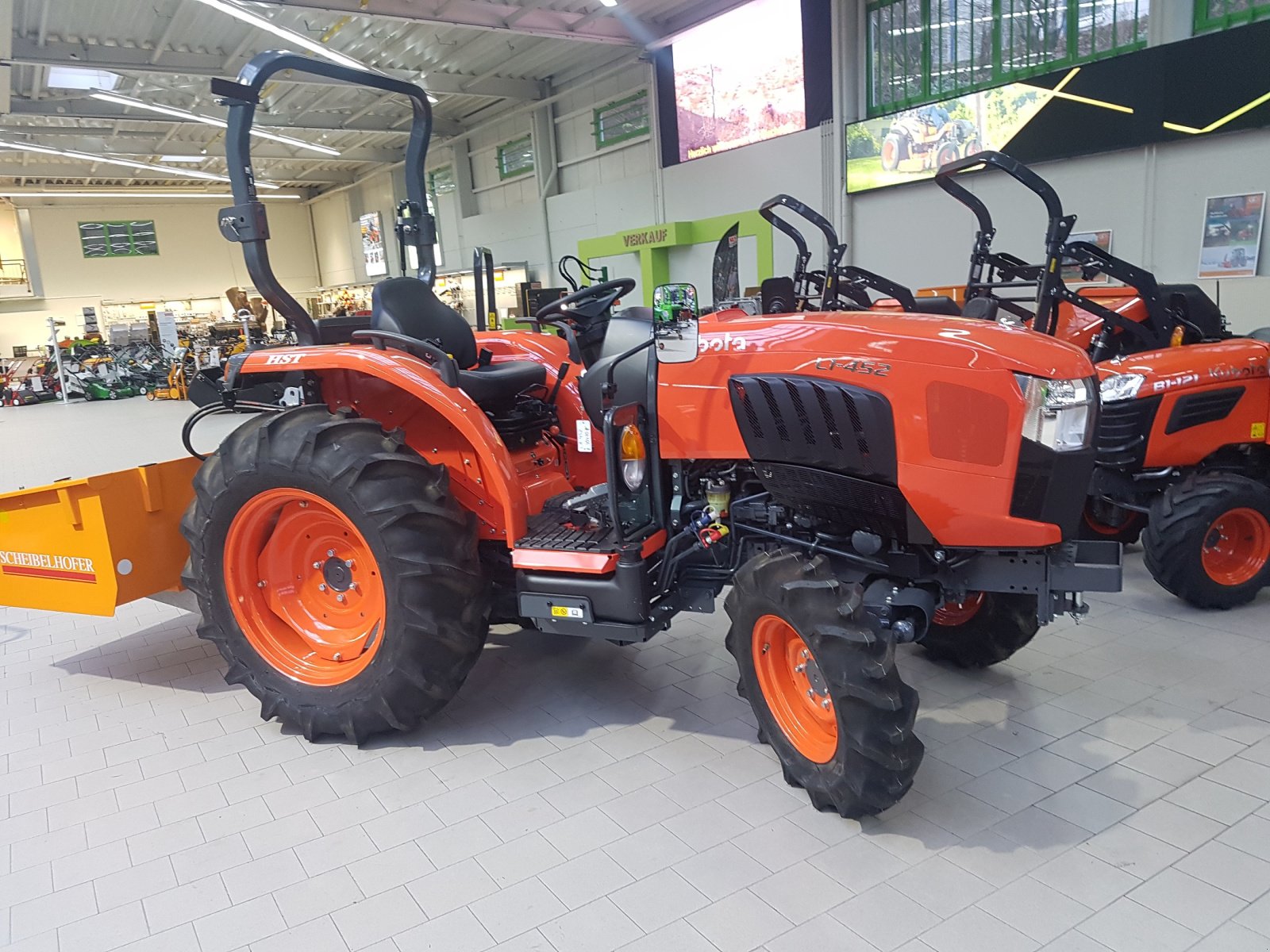 Traktor des Typs Kubota L1-452D ab 0,99% Finanzierung, Neumaschine in Olpe (Bild 3)