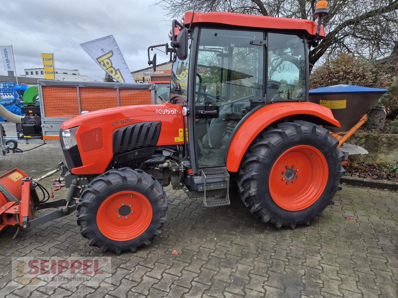 Traktor типа Kubota L1-522 DCN Kabine + Kuppeldreieck, Gebrauchtmaschine в Groß-Umstadt (Фотография 3)