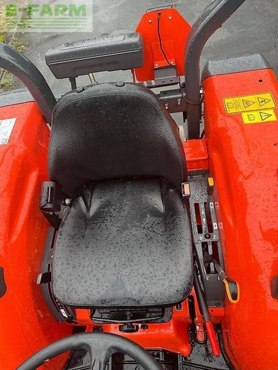 Traktor от тип Kubota l1-522, Gebrauchtmaschine в SUDERBURG/HOLXEN (Снимка 6)