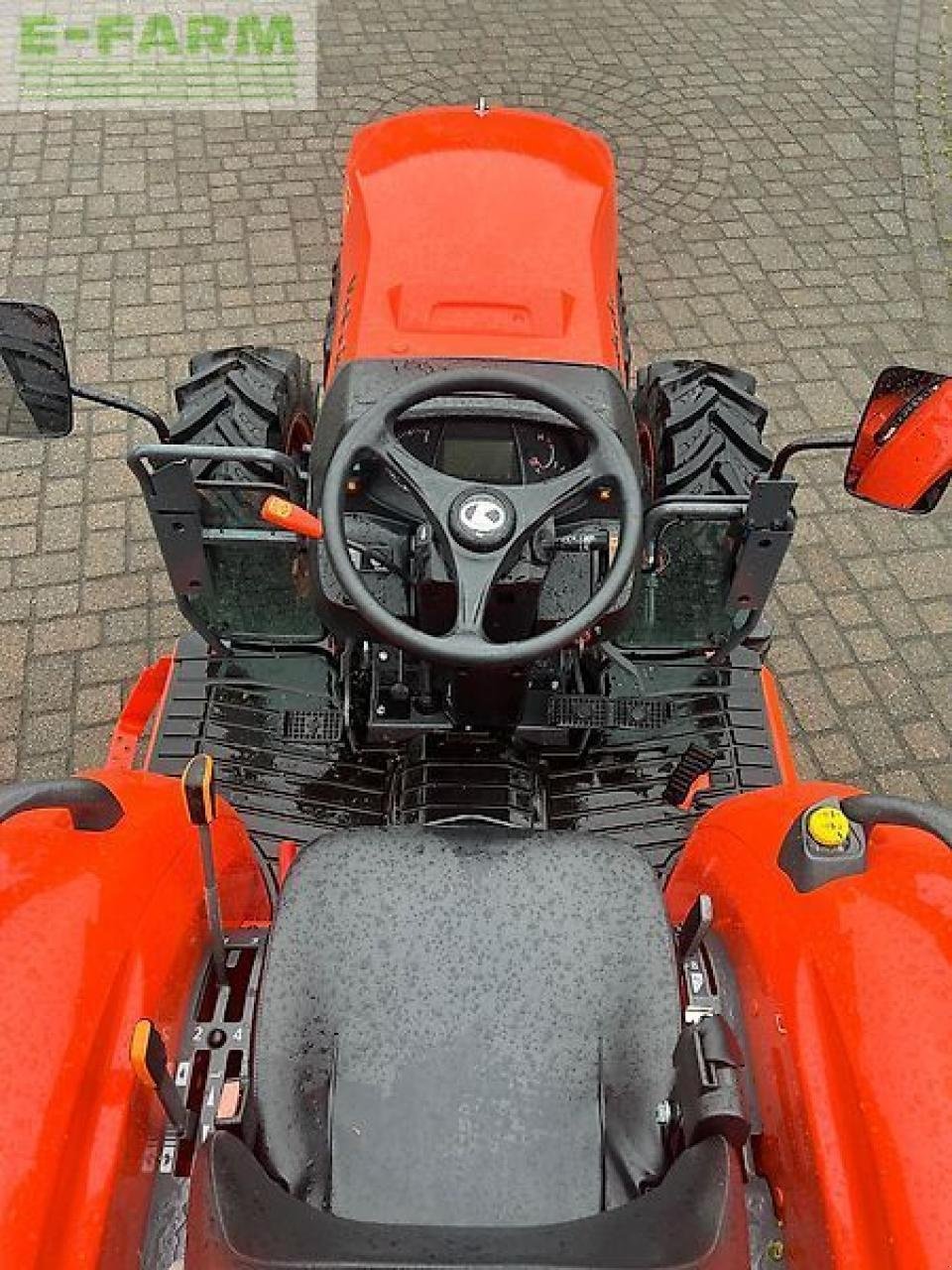 Traktor от тип Kubota l1-522, Gebrauchtmaschine в SUDERBURG/HOLXEN (Снимка 7)