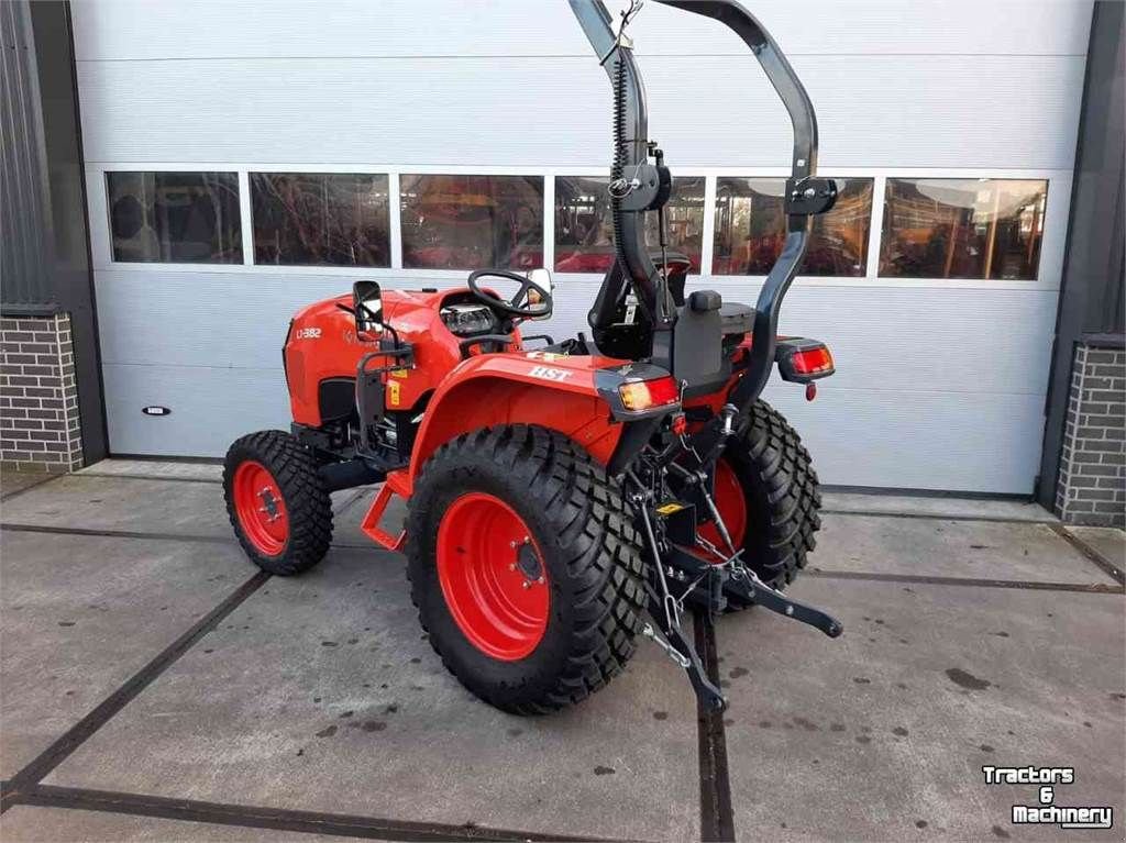 Traktor des Typs Kubota L1382 HDW Compact traktor, Gebrauchtmaschine in Zevenaar (Bild 3)