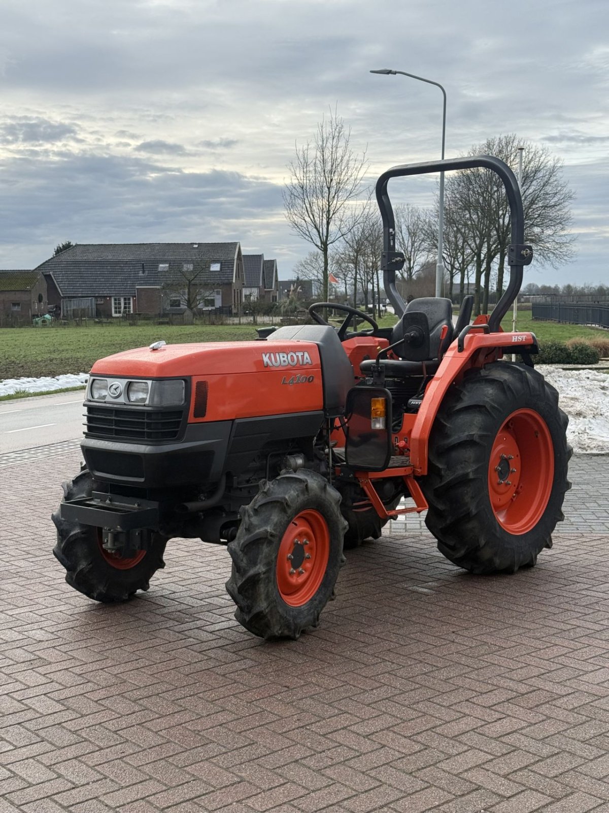 Traktor типа Kubota L4100, Gebrauchtmaschine в Wadenoijen (Фотография 2)