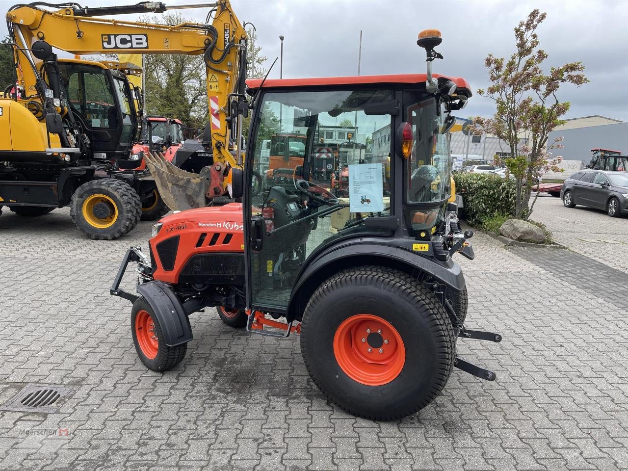 Traktor des Typs Kubota LX-401, Neumaschine in Tönisvorst (Bild 2)