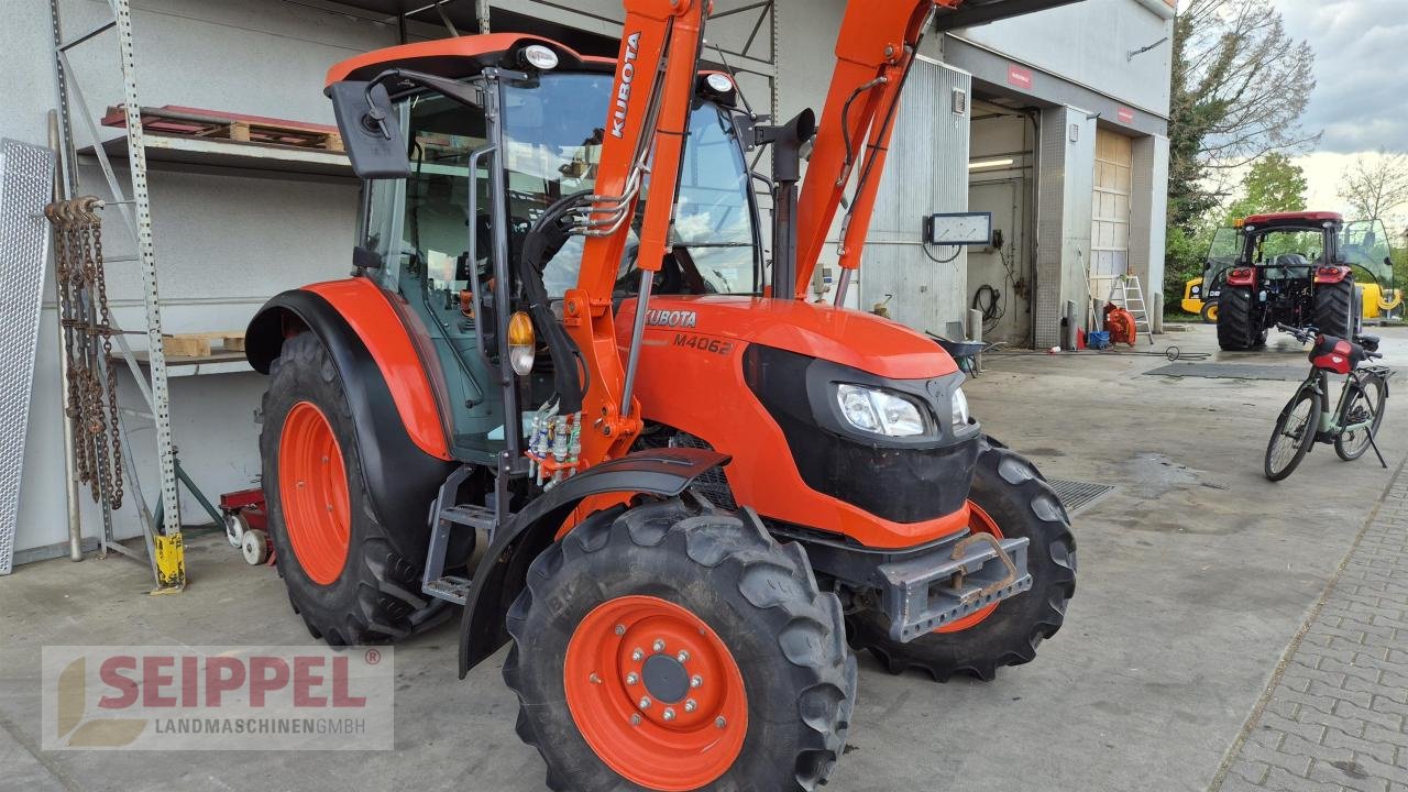 Traktor Türe ait Kubota M 4062 CAB Powershuttle Frontlader, Gebrauchtmaschine içinde Groß-Umstadt (resim 1)