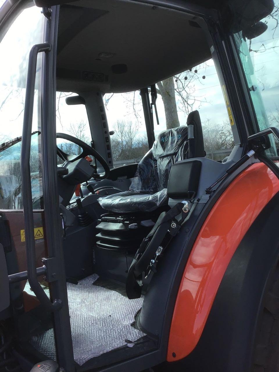 Traktor του τύπου Kubota M 4063 DTHQ18 EC KABINE, Neumaschine σε Burgbernheim (Φωτογραφία 3)