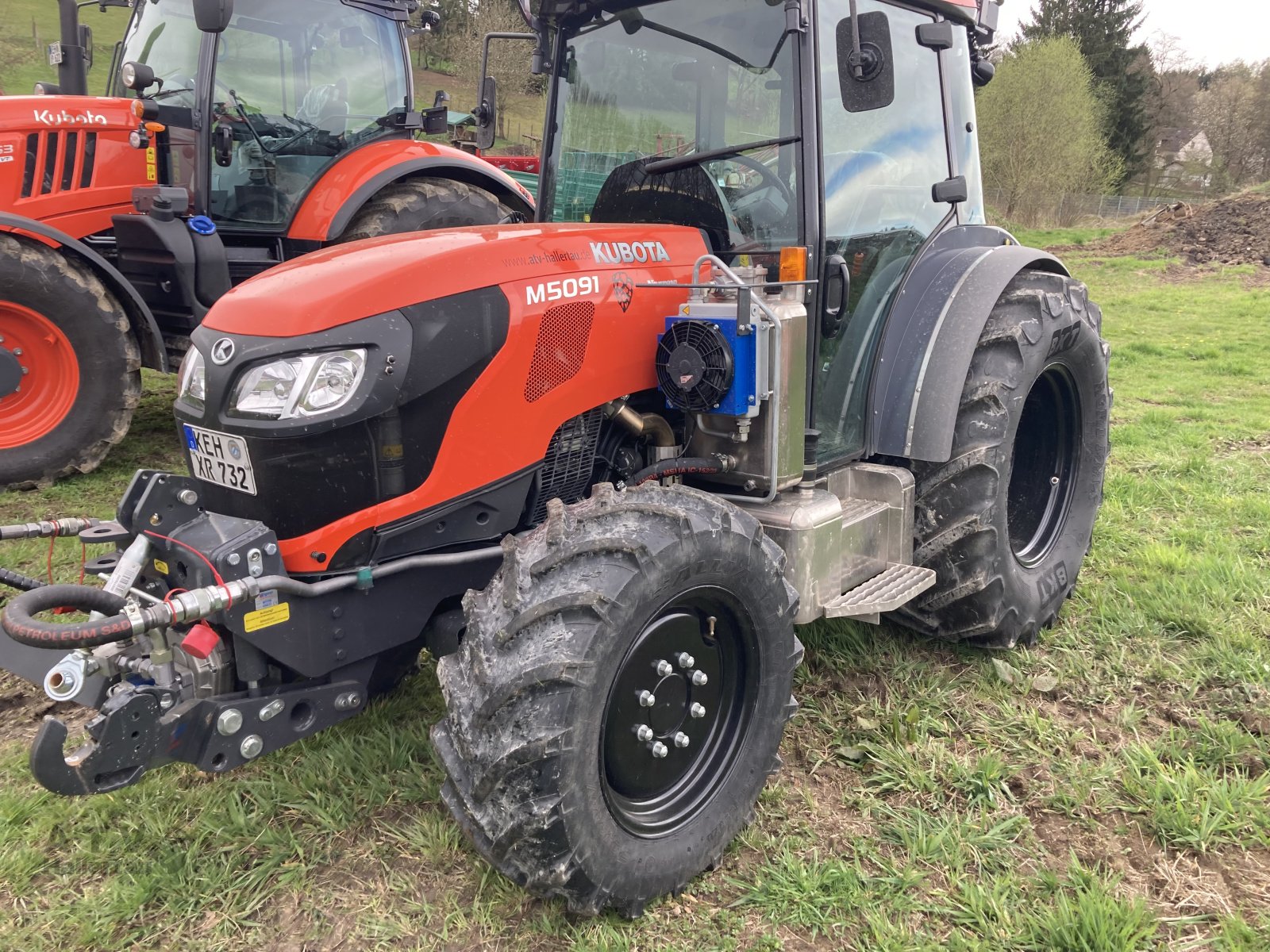 Traktor van het type Kubota M 5091N Hopfen, Neumaschine in Schweitenkirchen (Foto 7)