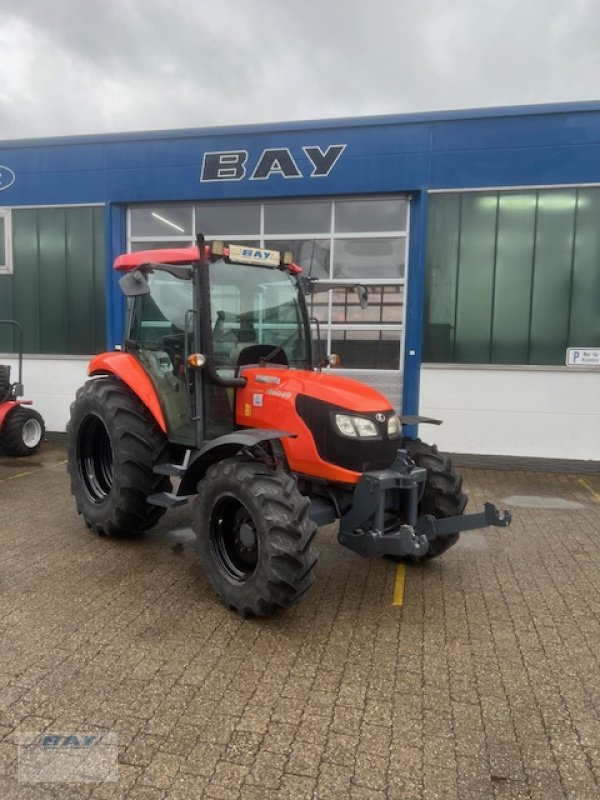 Traktor des Typs Kubota M 6040, Gebrauchtmaschine in Sulzbach (Bild 1)