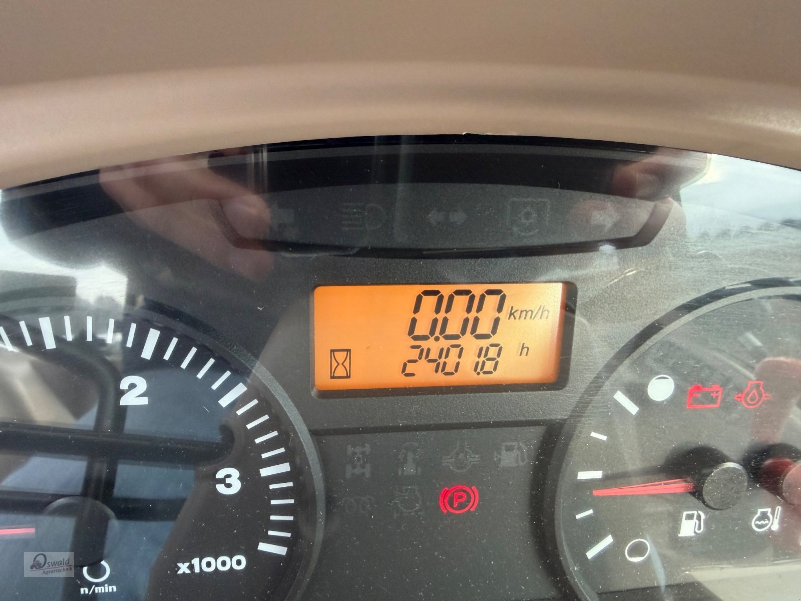 Traktor typu Kubota M 6040, Gebrauchtmaschine w Regen (Zdjęcie 5)