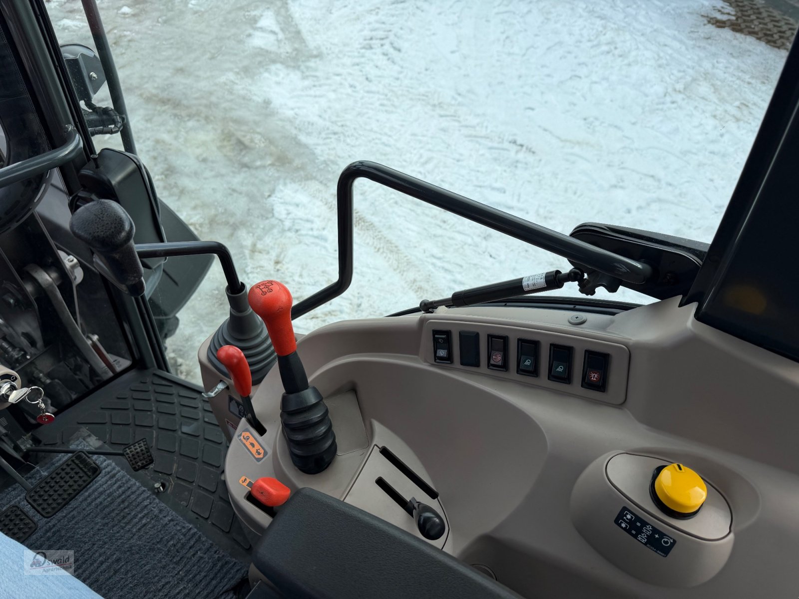 Traktor typu Kubota M 6040, Gebrauchtmaschine w Regen (Zdjęcie 6)