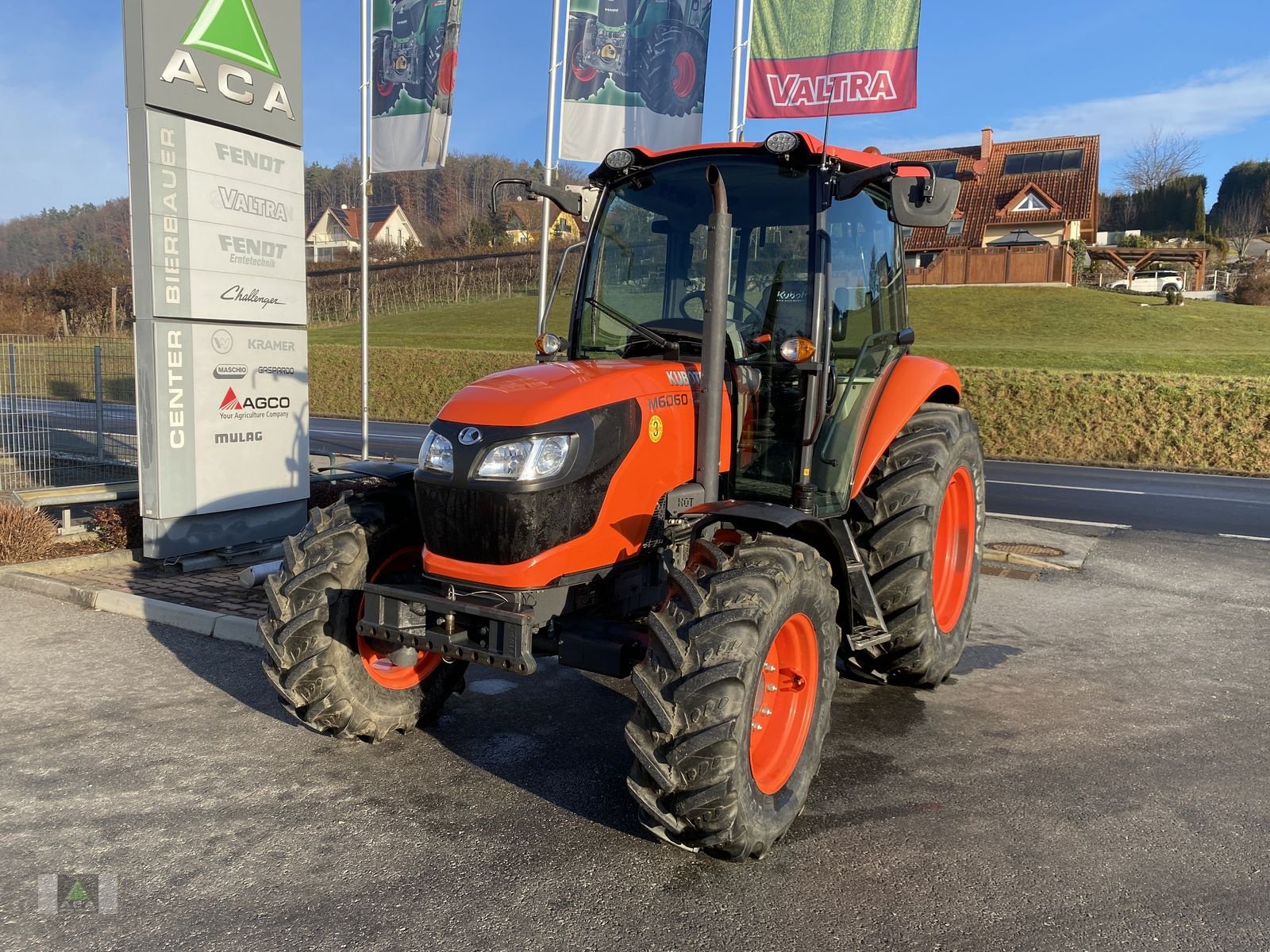 Traktor des Typs Kubota M 6060 DTHQ, Gebrauchtmaschine in Markt Hartmannsdorf (Bild 9)