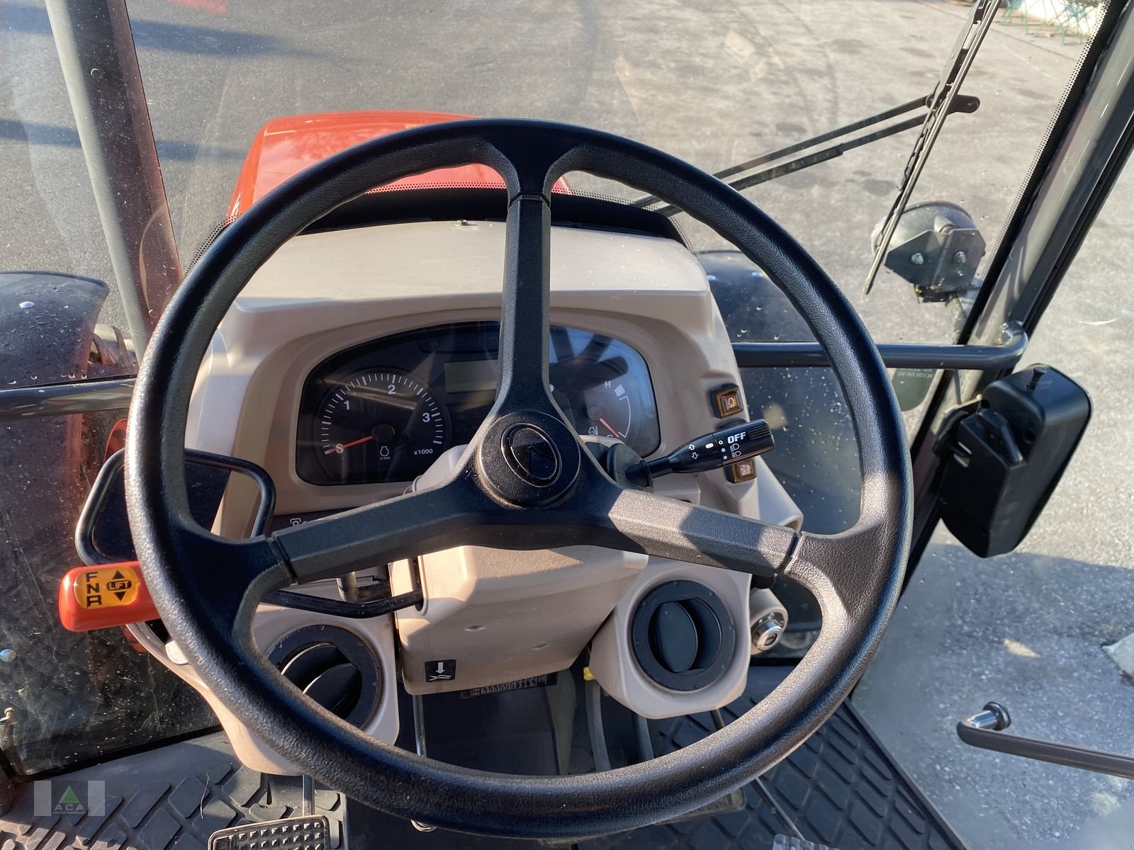 Traktor des Typs Kubota M 6060 DTHQ, Gebrauchtmaschine in Markt Hartmannsdorf (Bild 11)