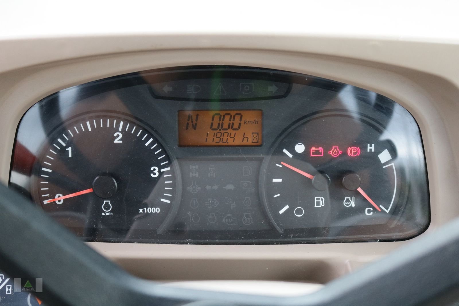 Traktor typu Kubota M 6060 DTHQ, Gebrauchtmaschine w Markt Hartmannsdorf (Zdjęcie 3)