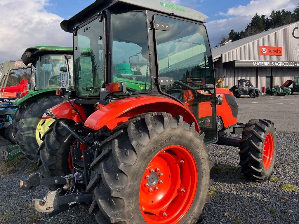 Traktor za tip Kubota M 6060 DTHQ, Gebrauchtmaschine u VERNOUX EN VIVARAIS (Slika 4)