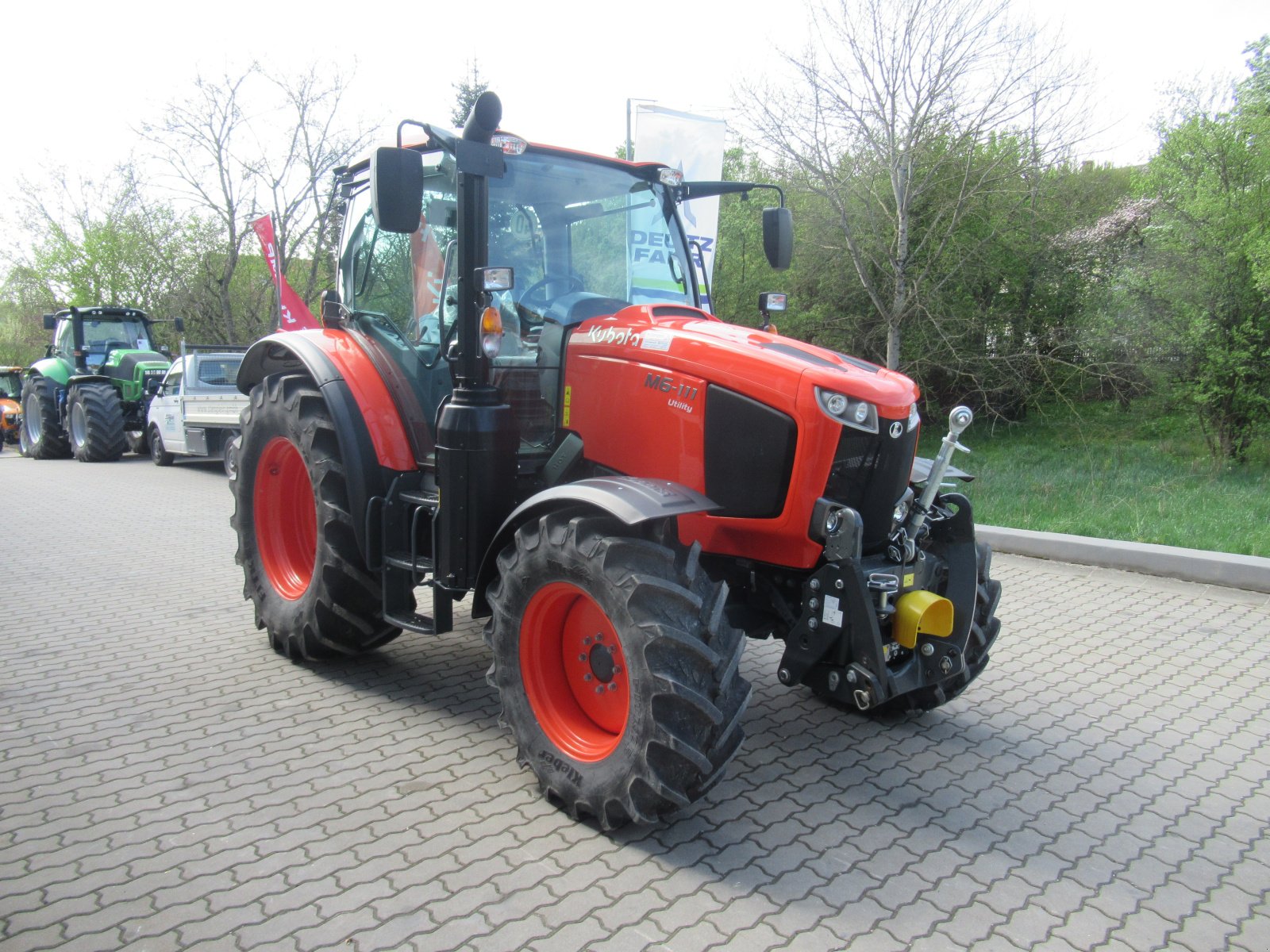 Traktor от тип Kubota M 6111 Utility SUS, Neumaschine в Waischenfeld (Снимка 4)