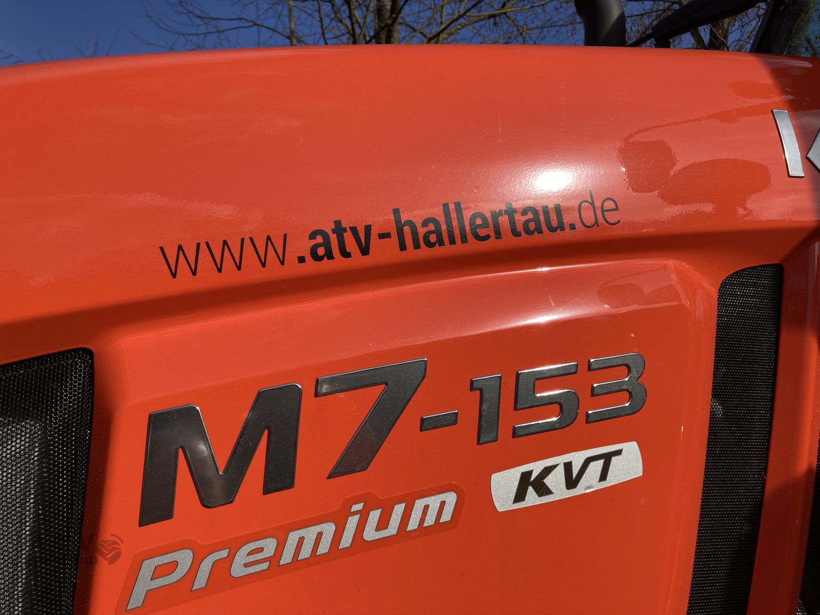 Traktor des Typs Kubota M 7-153 KVT Premium, Gebrauchtmaschine in Schweitenkirchen (Bild 2)