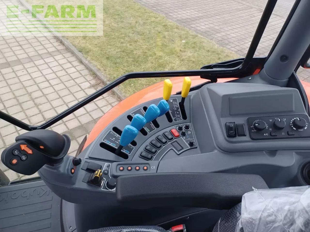Traktor Türe ait Kubota m 7-173, Gebrauchtmaschine içinde BROKDORF (resim 11)