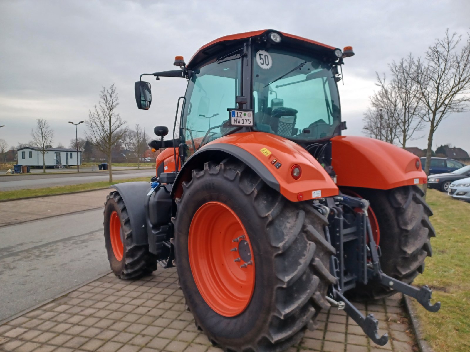 Traktor типа Kubota M 7-173, Gebrauchtmaschine в Brokdorf (Фотография 3)