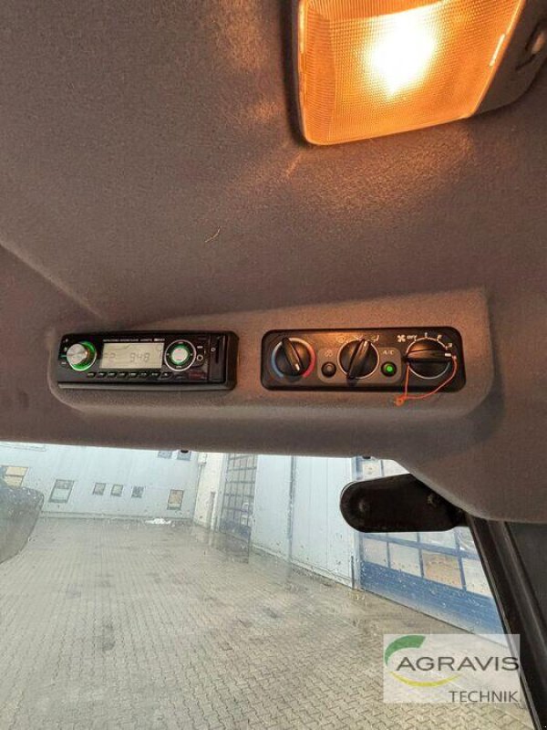 Traktor типа Kubota M 7040 CAB - VOLLKAB, Gebrauchtmaschine в Alpen (Фотография 15)