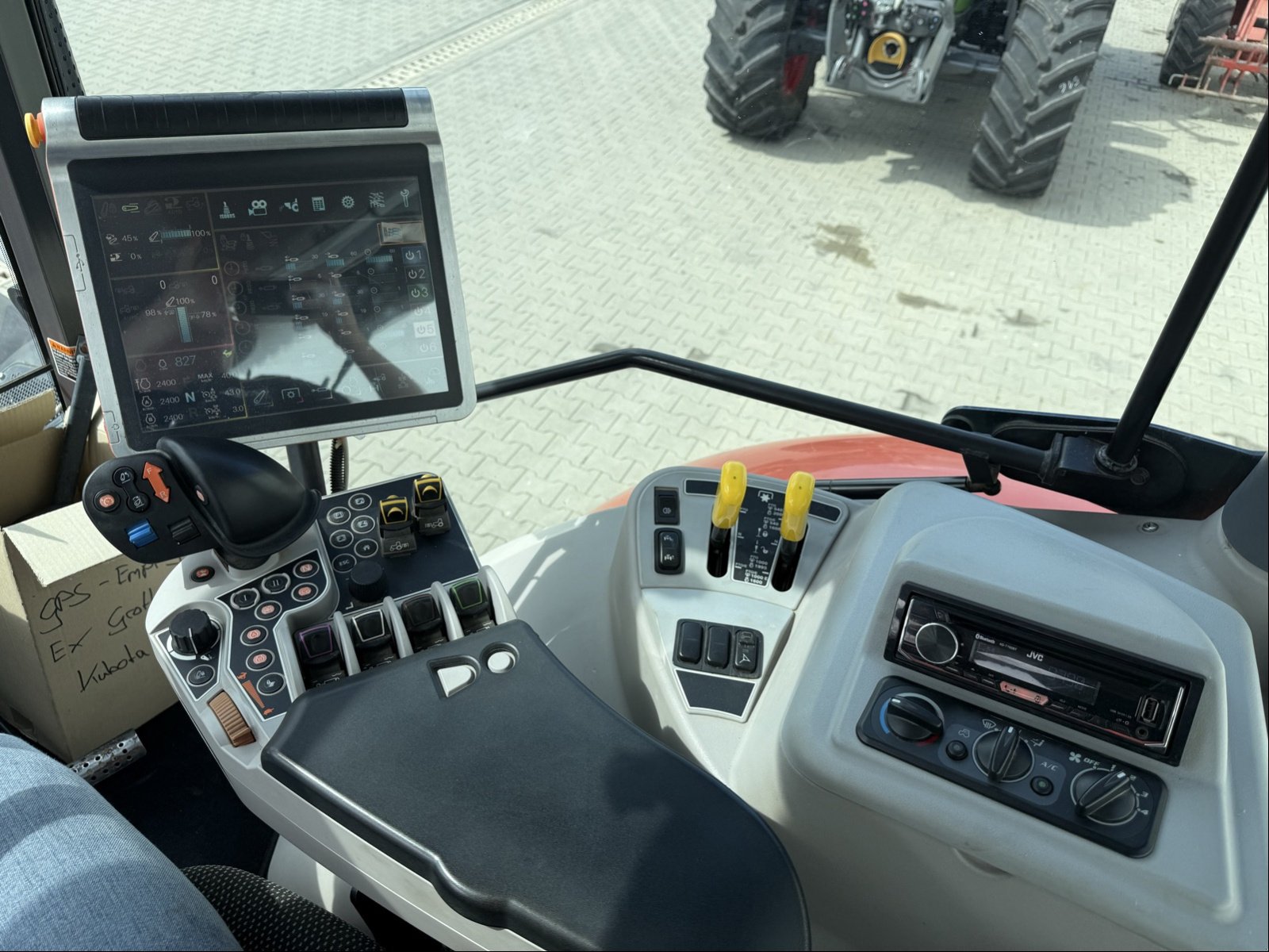 Traktor tip Kubota M 7151 KVT, Gebrauchtmaschine in Bad Oldesloe (Poză 4)