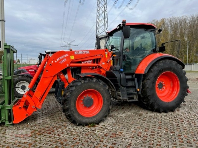 Traktor typu Kubota M 7152 Advance KVT, Gebrauchtmaschine v Bensheim - Schwanheim (Obrázek 1)