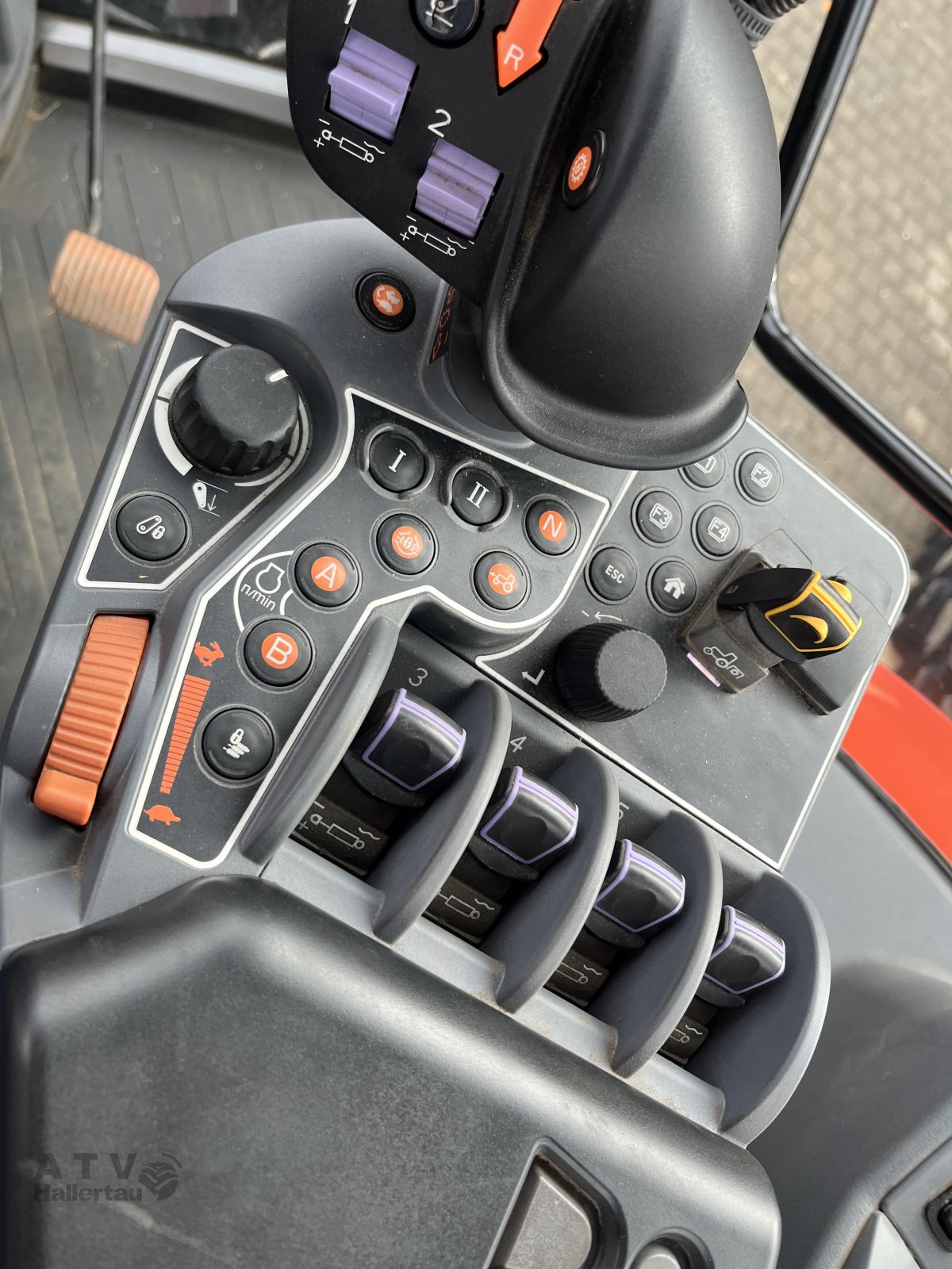 Traktor typu Kubota M 7153 KVT, Gebrauchtmaschine v Schweitenkirchen (Obrázek 4)