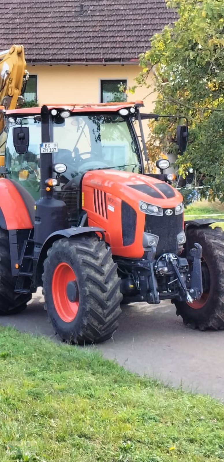 Traktor des Typs Kubota M 7153, Gebrauchtmaschine in Weilheim-Heubach (Bild 1)