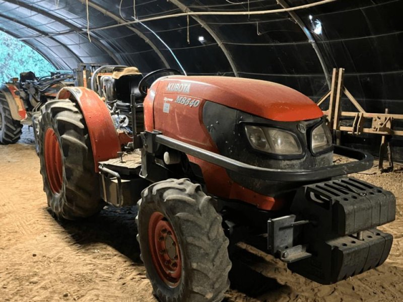 Traktor del tipo Kubota m 8540, Gebrauchtmaschine en ST ANDIOL