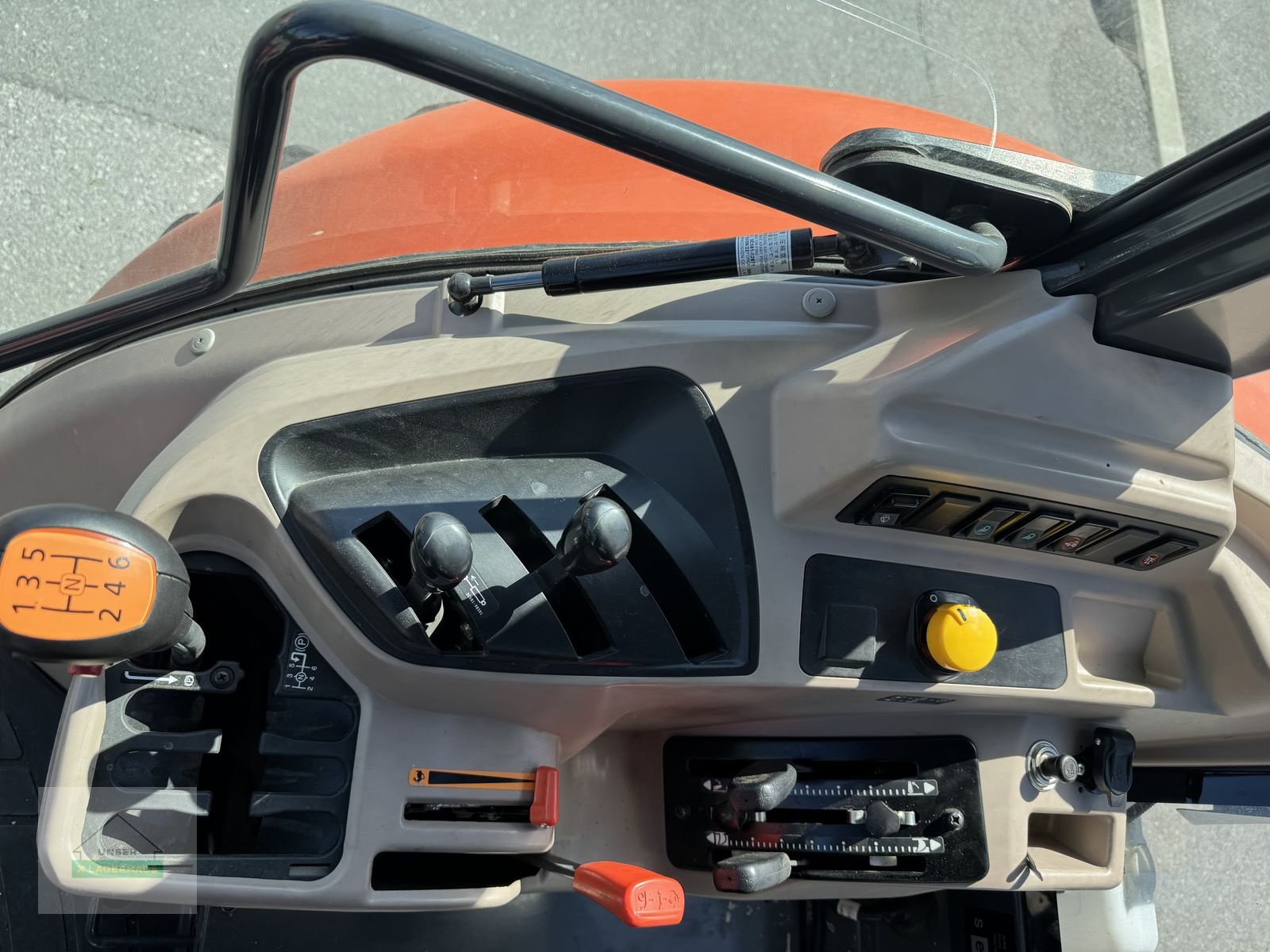 Traktor van het type Kubota M 8560, Gebrauchtmaschine in Hartberg (Foto 13)