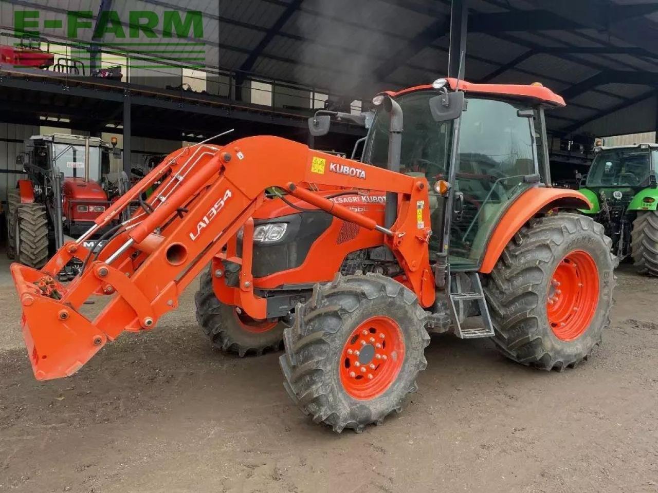 Traktor du type Kubota m 8560, Gebrauchtmaschine en JULIENRUPT (Photo 1)