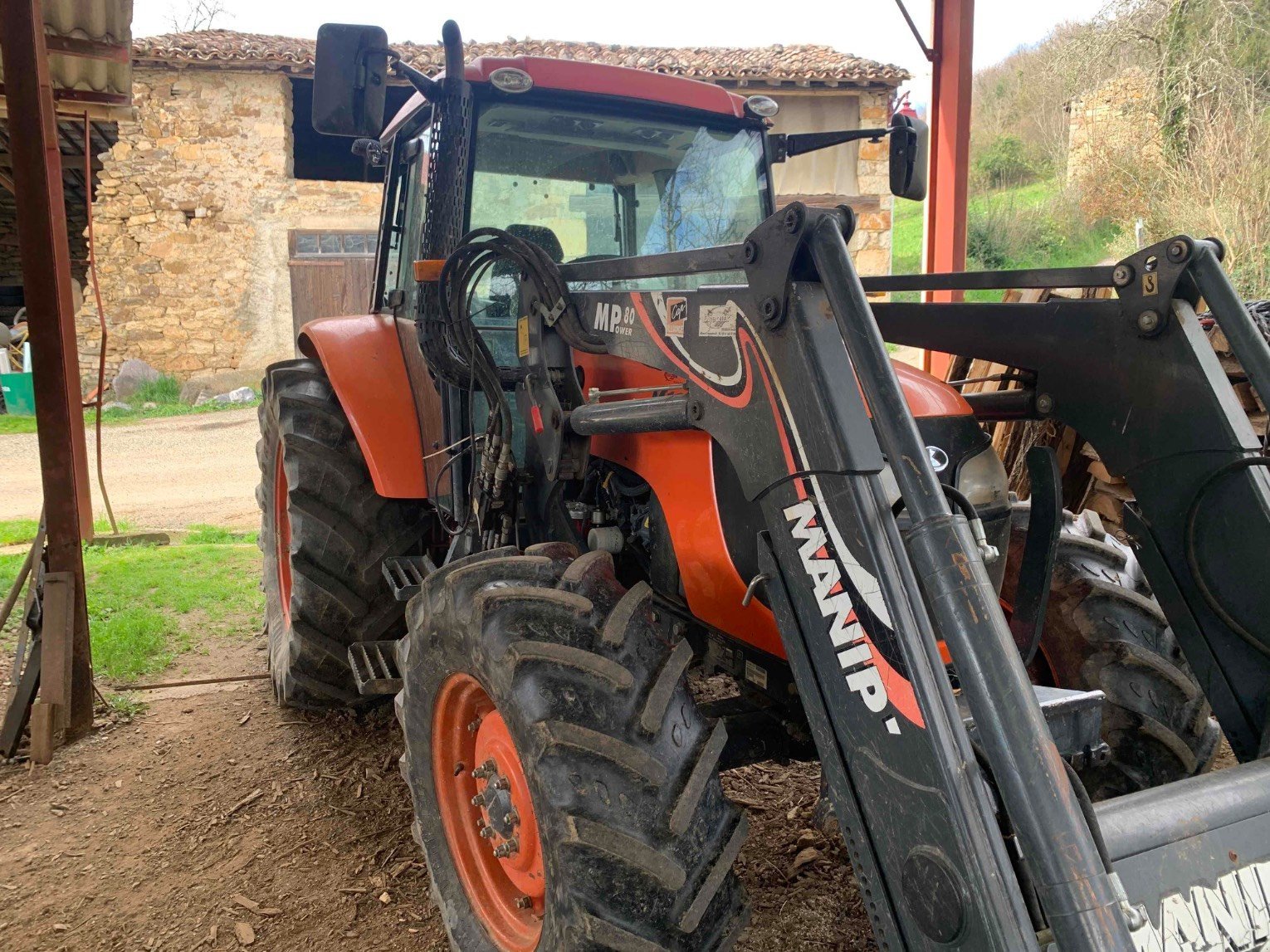 Traktor от тип Kubota M108S, Gebrauchtmaschine в ORLEIX (Снимка 4)